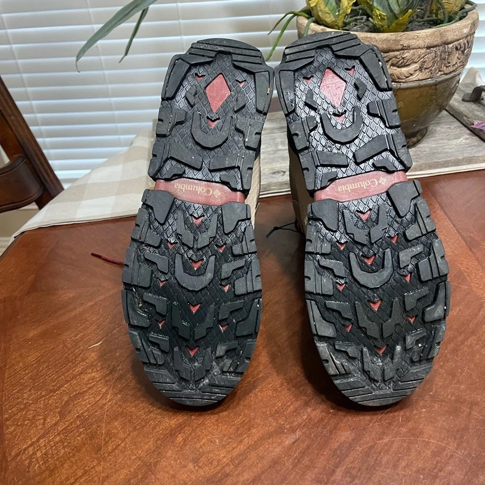 Columbia Hyper-Boreal Omni-Heat Snow Boots Waterproof